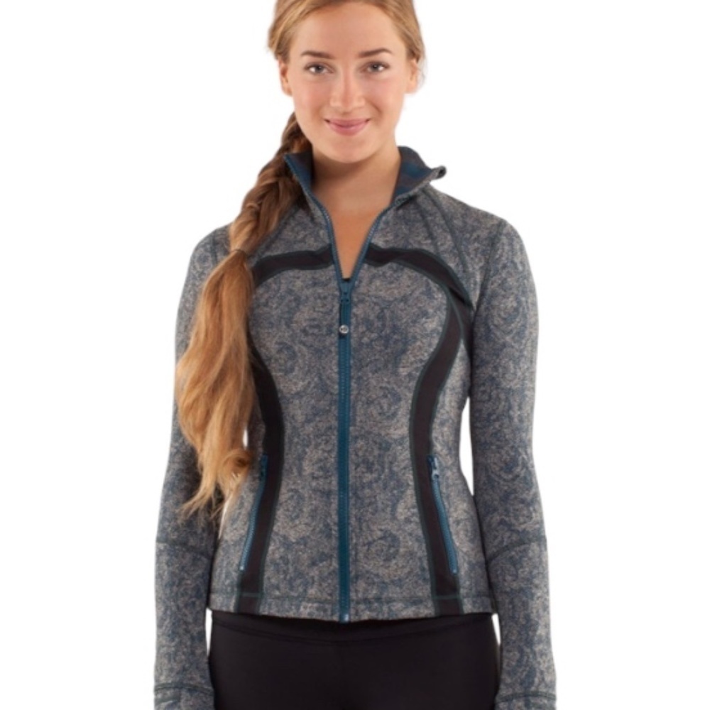 Lululemon Define Jacket, Black and Blue, Size 8